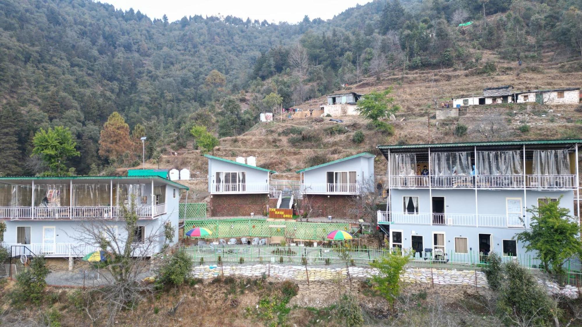 The Rare One'S Mukteshwar - Resort & Cafe Exterior foto